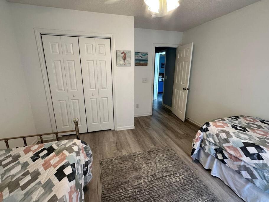 Vila Adorable 3Br/2Ba W/ Garage 2Min Walk Ecu Health Greenville Exteriér fotografie