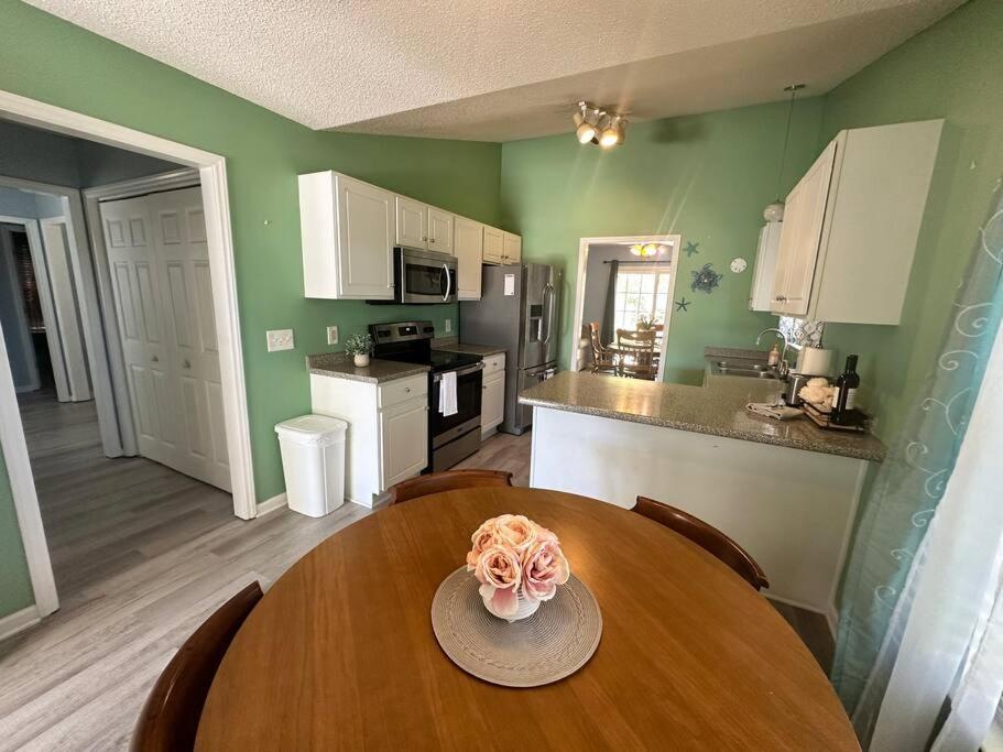 Vila Adorable 3Br/2Ba W/ Garage 2Min Walk Ecu Health Greenville Exteriér fotografie