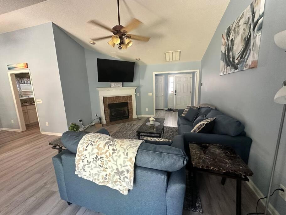 Vila Adorable 3Br/2Ba W/ Garage 2Min Walk Ecu Health Greenville Exteriér fotografie